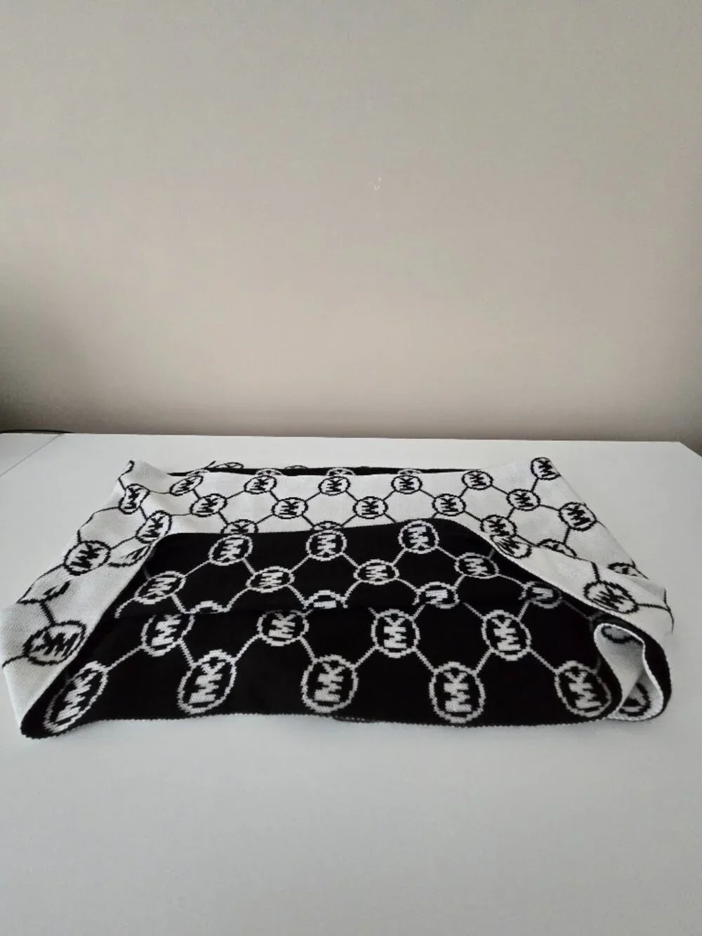 Michael Kors Reversible Scarf - NWOT